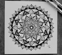 Load image into Gallery viewer, Learn To Draw Your Own SEASONALLY-INSPIRED Mandalas - December 12th (online) - Ply Studio 
